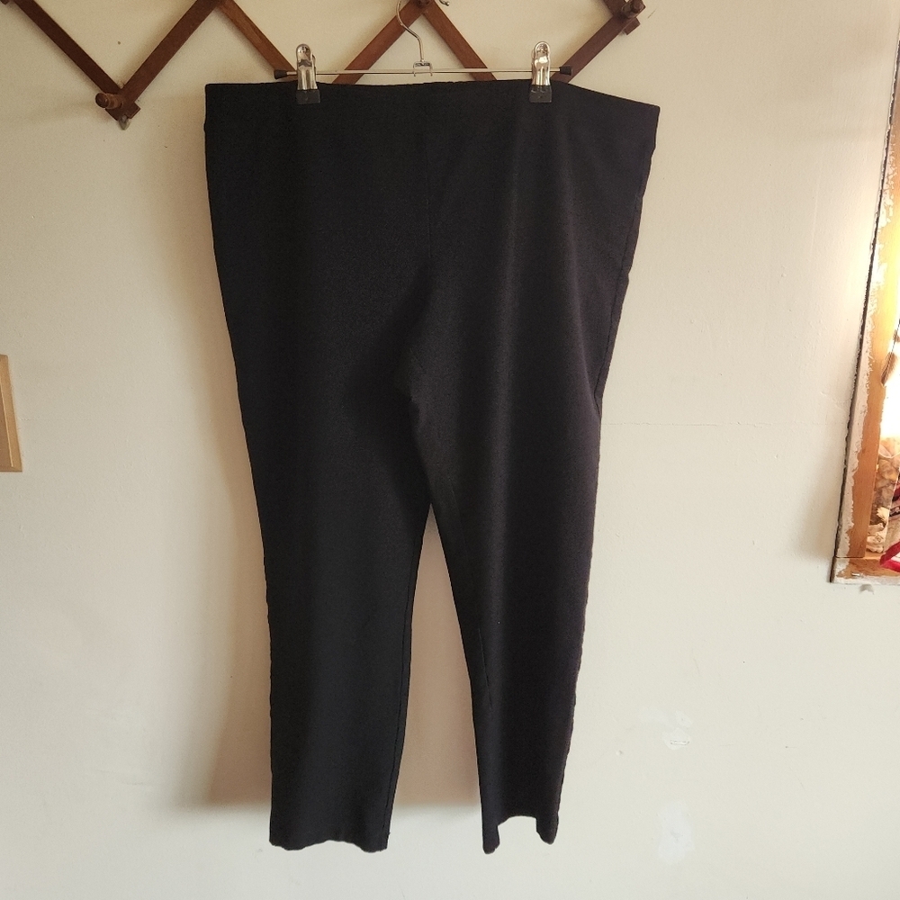 Eileen Fisher Black Pull On Pant Stretchy 1X Viscose Blend Tapered Cropped